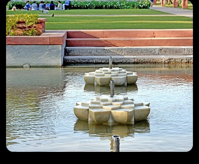 Saheliyon Ki Bari fountains and pavilions