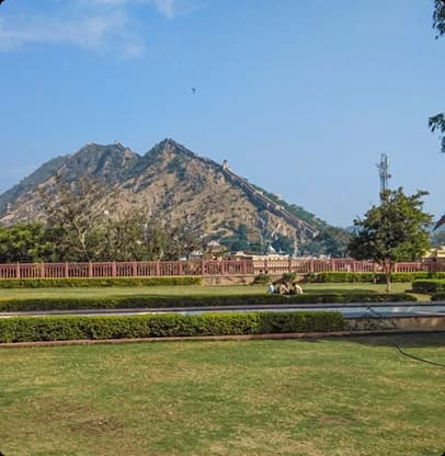 Winding Willys drive through the Aravalli